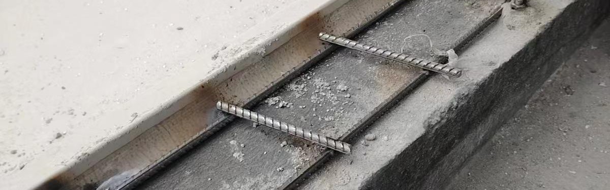 客厅落地窗基础承台